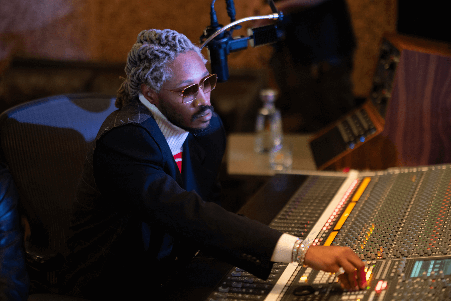 Future Curates New '1800 Seconds' Album with Seven Rising Artists | CJsGo CJsGo | Breakthrough Music Discovery and Recording Platform from 1800 Tequila Delivers Fresh New Sounds in Hip-Hop with Mentorship from Industry Titan.