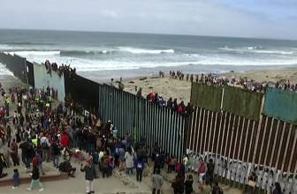 Trump Proposes Wall-for-DACA in Bid to end Shutdown